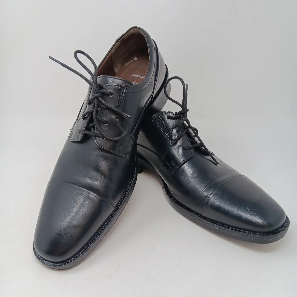 Johnston & Murphy Black Oxfords - Picture 1 of 11